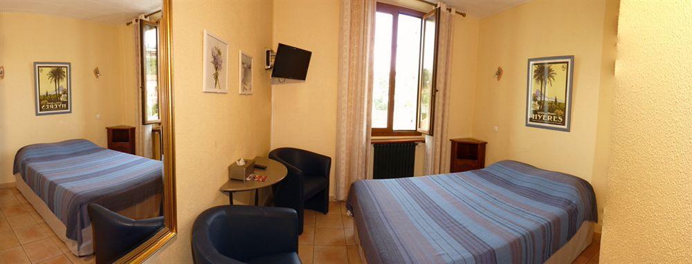 Hotel Du Soleil Hyeres Room photo